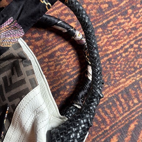 FENDI SPY BAG - Picture 13 of 16